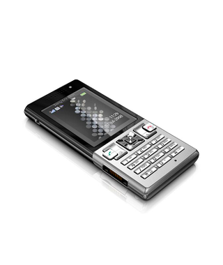 Illustration for article titled Sony Ericsson's T700 Succeeds the Venerable T610